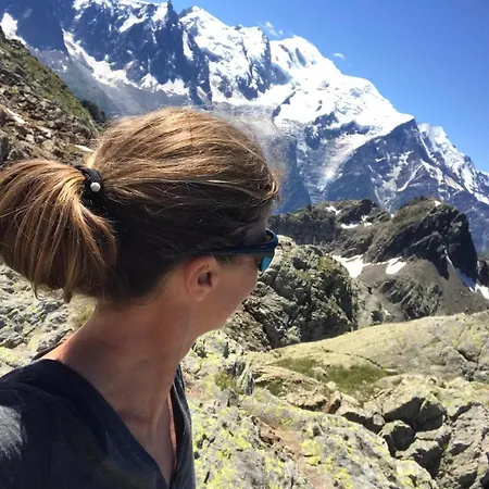 Marie Mont Blanc Vue Mont Blanc Apartment *
